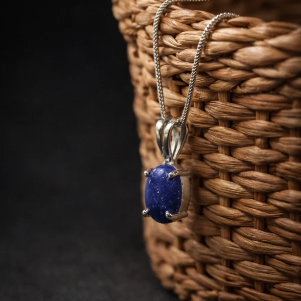 zodiac-booster-power-pendant-aquarius